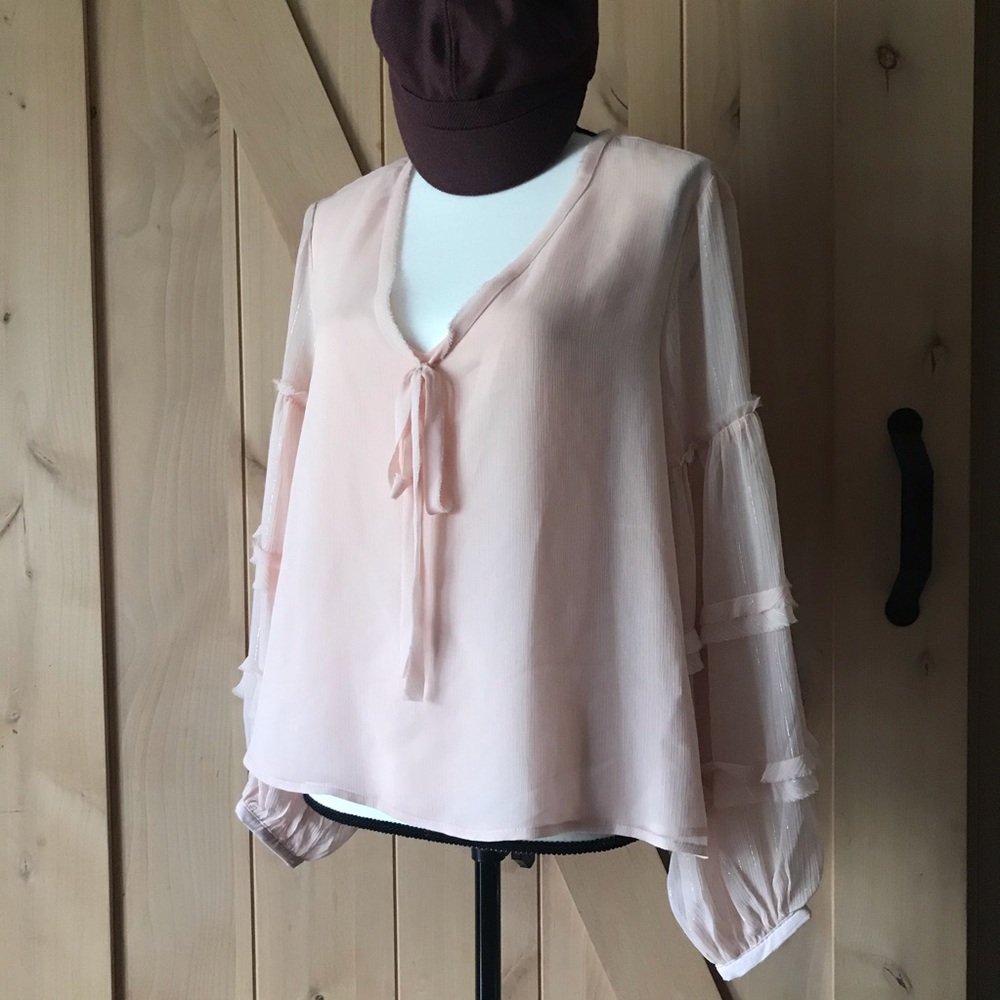 Kensie Semi-Sheer Top - Large - EUC